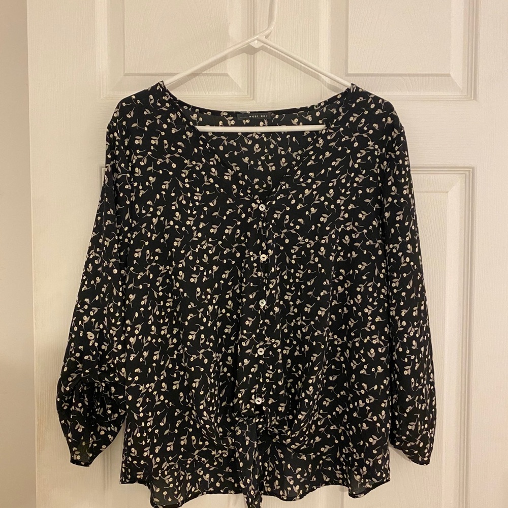 WEST KEI TIE FRONT BLOUSE